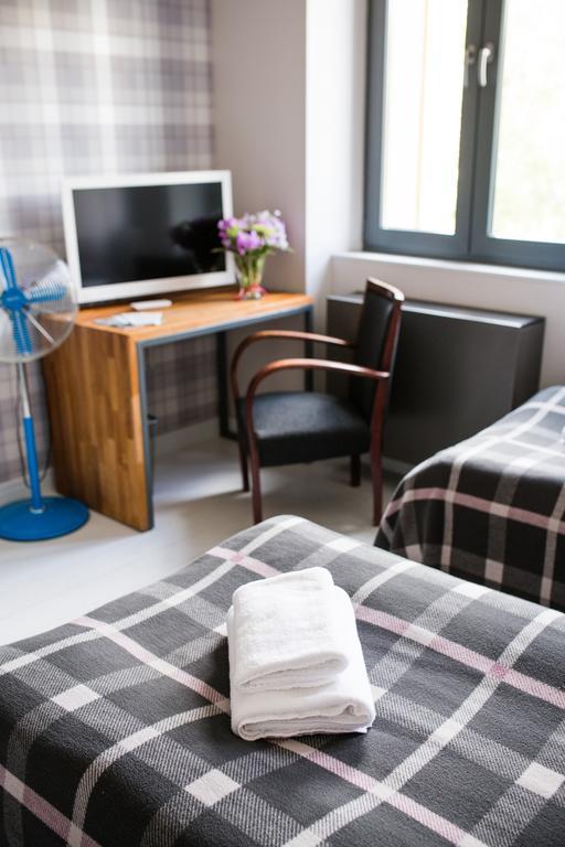 Republika Sloneczna Bed & Breakfast Poznan Ngoại thất bức ảnh